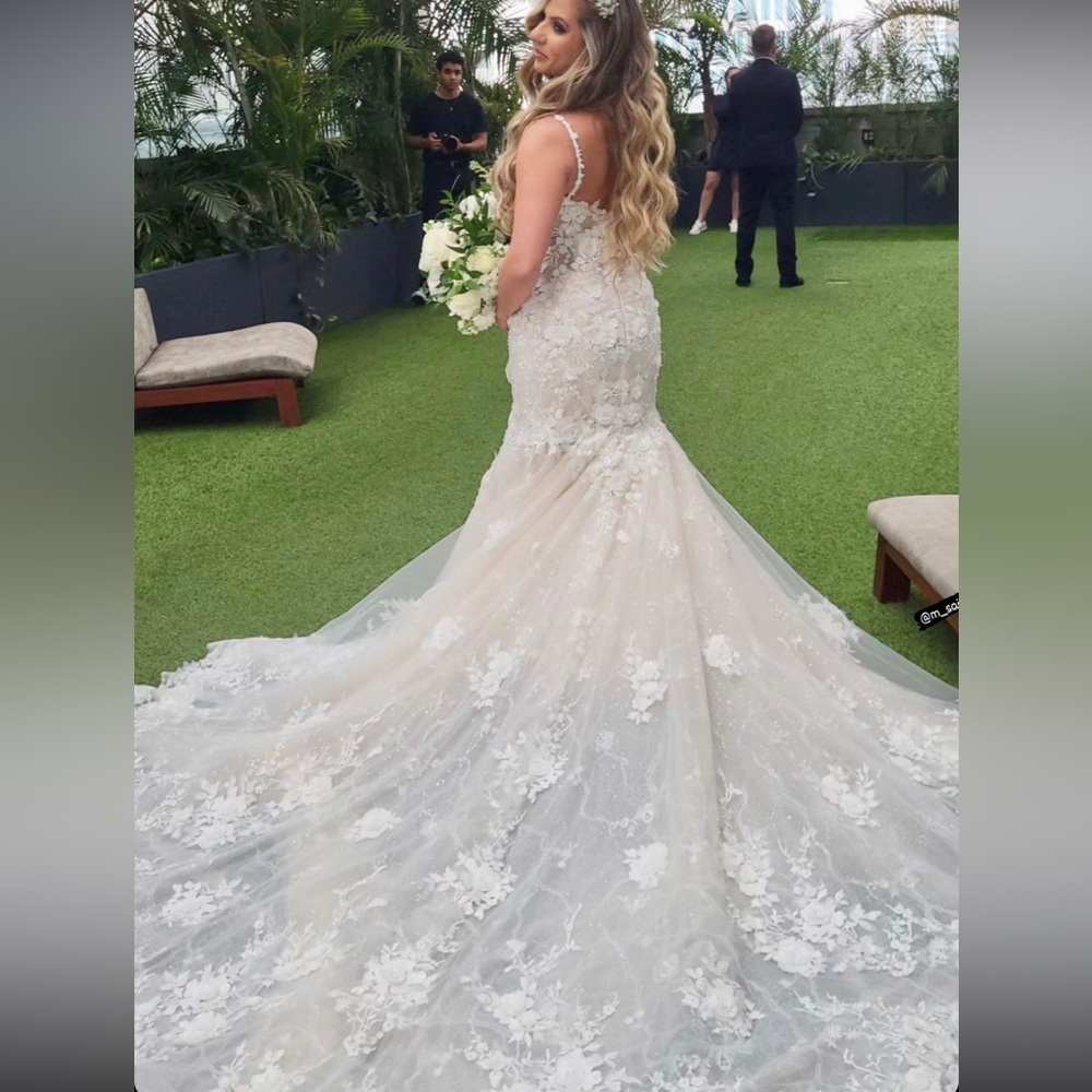 Eve of Milady AMALIA CARRARA Collection Style 371